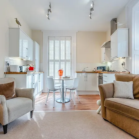 Sea Glimpse Nyaraló